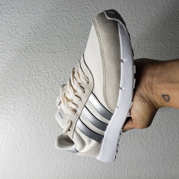 🚫SOLD🚫 adidas womens run 60s 2.0 sneakers shoes - Picture 5 of 16